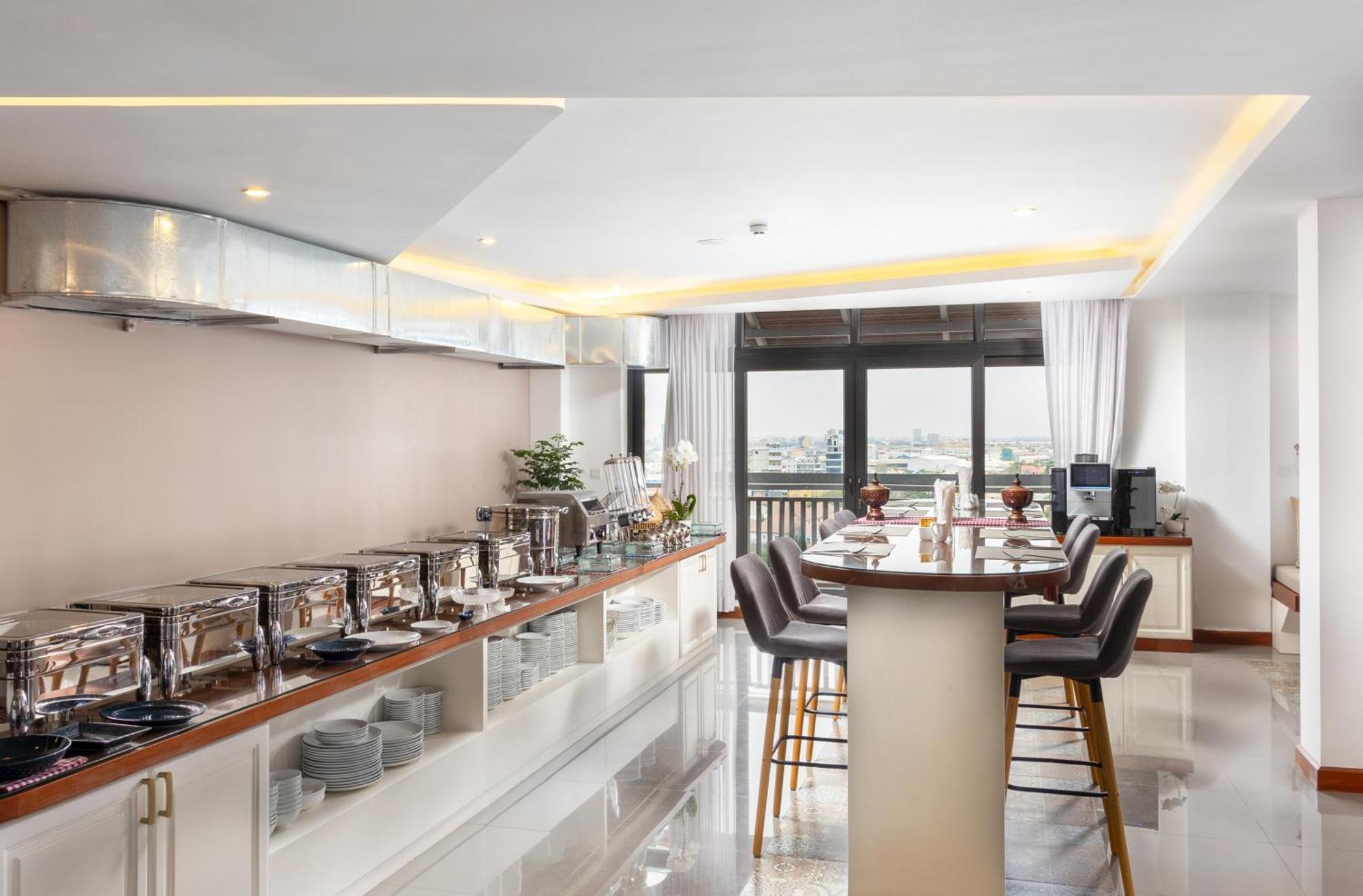 Jaya Suites Hotel Phnom Penh Extérieur photo