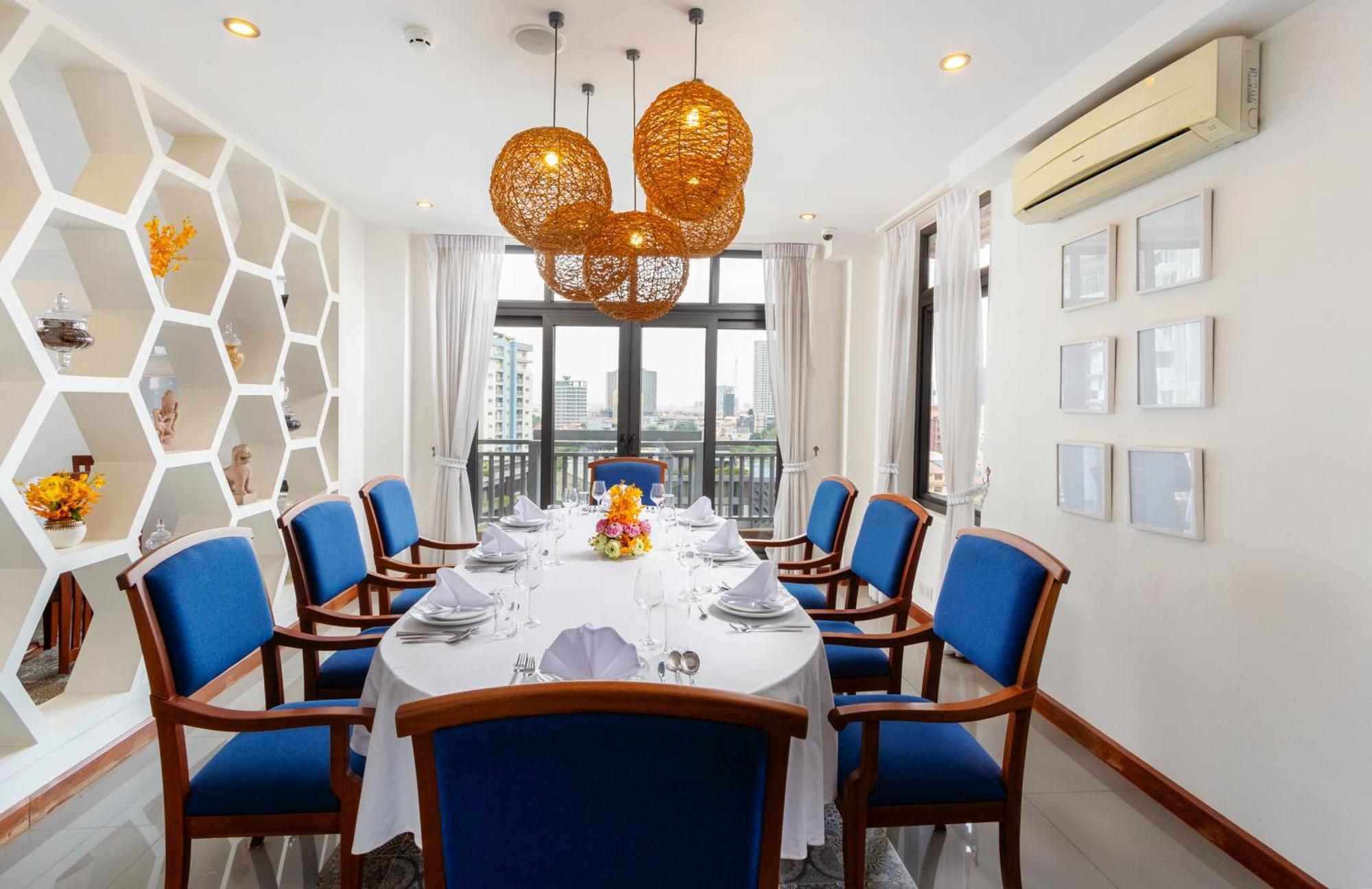 Jaya Suites Hotel Phnom Penh Extérieur photo