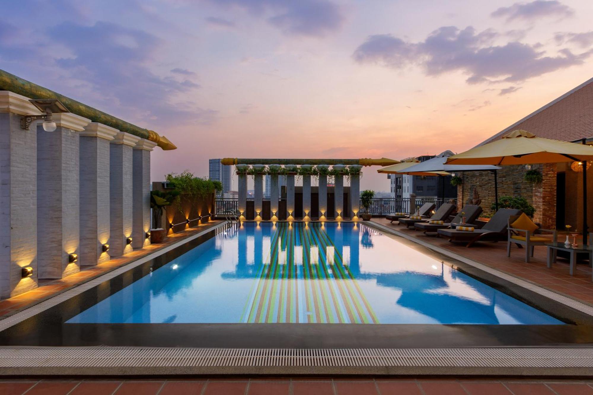 Jaya Suites Hotel Phnom Penh Extérieur photo