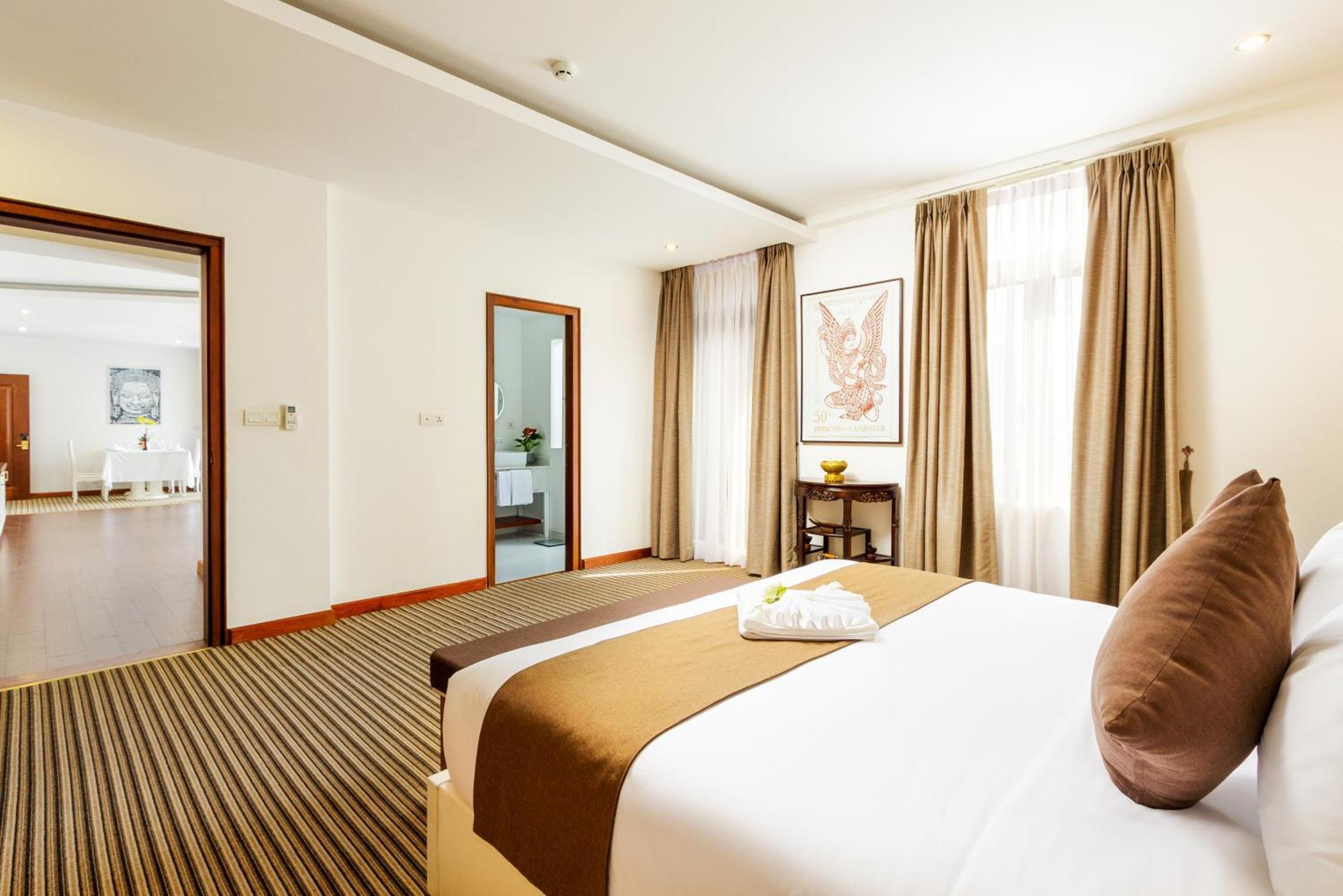 Jaya Suites Hotel Phnom Penh Extérieur photo